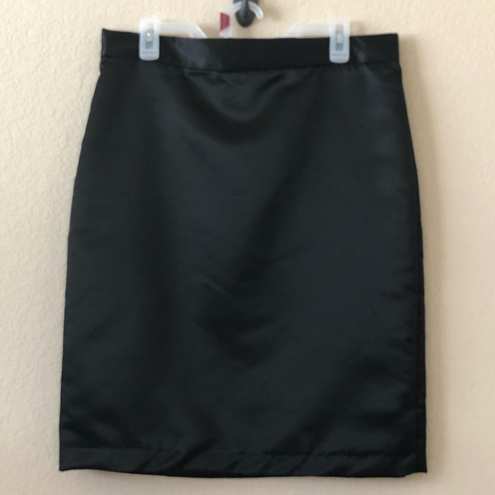 Black pencil skirt